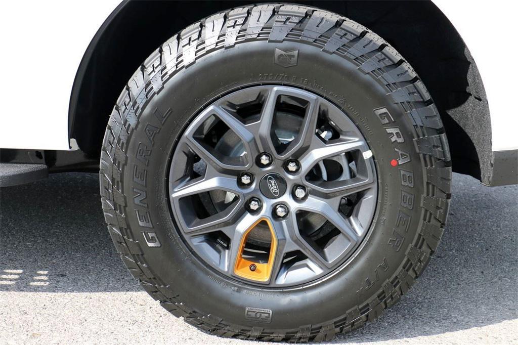 new 2025 Ford Expedition car, priced at $80,685
