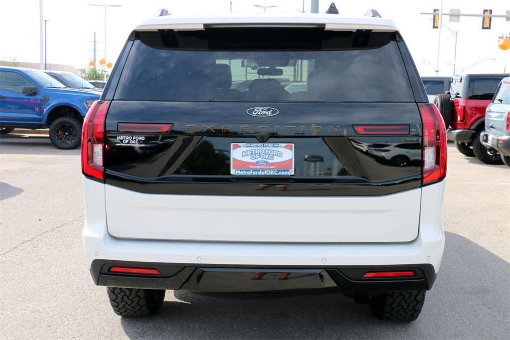 new 2025 Ford Expedition car, priced at $80,685