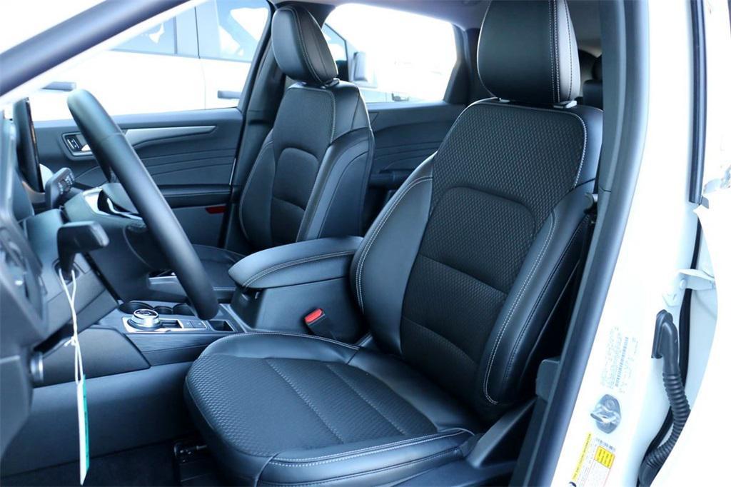 new 2025 Ford Escape PHEV car, priced at $28,300