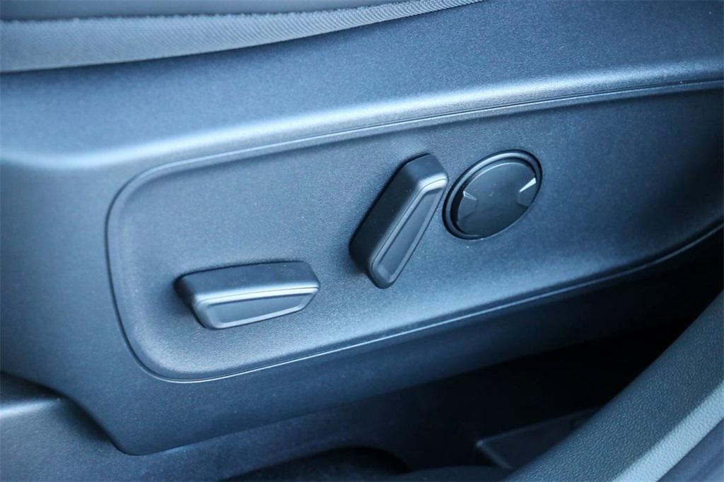 new 2025 Ford Escape PHEV car, priced at $28,300