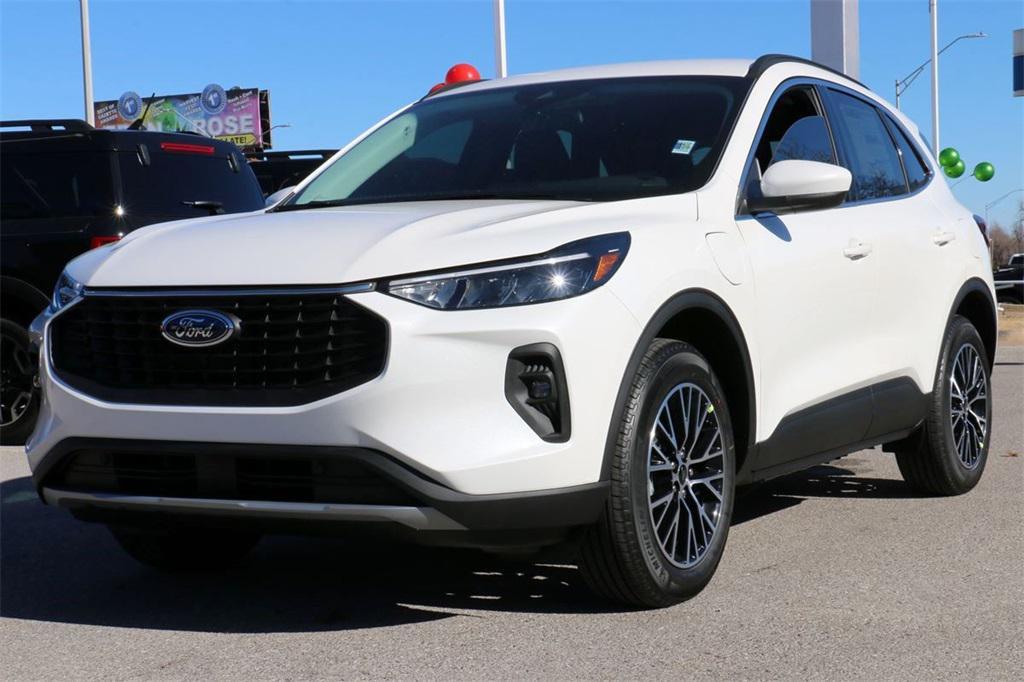 new 2025 Ford Escape PHEV car, priced at $28,300