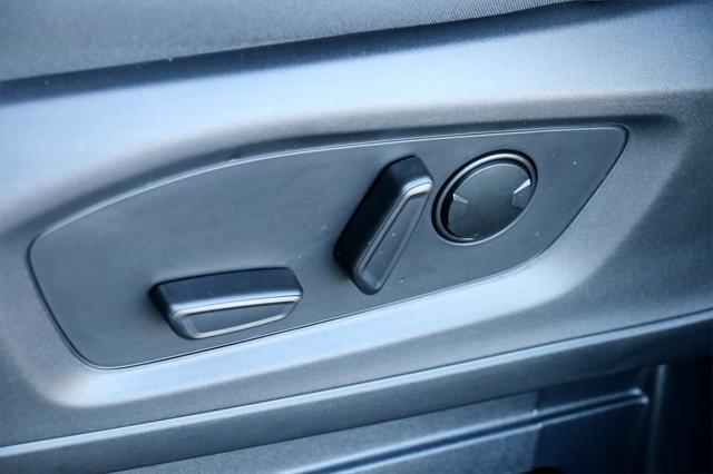 new 2025 Ford Explorer car, priced at $43,450