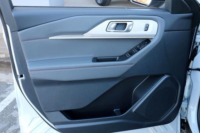 new 2025 Ford Explorer car, priced at $43,450