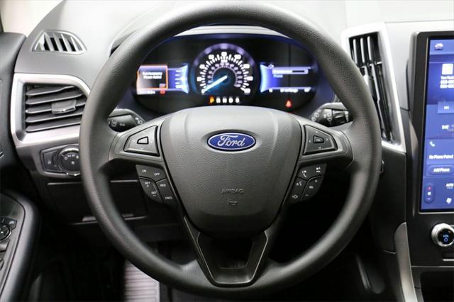 new 2024 Ford Edge car, priced at $33,055