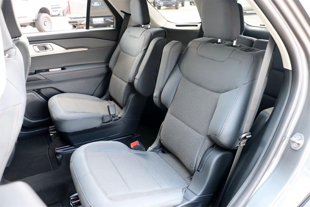 new 2025 Ford Explorer car, priced at $38,280