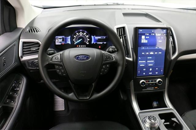 new 2024 Ford Edge car, priced at $30,415