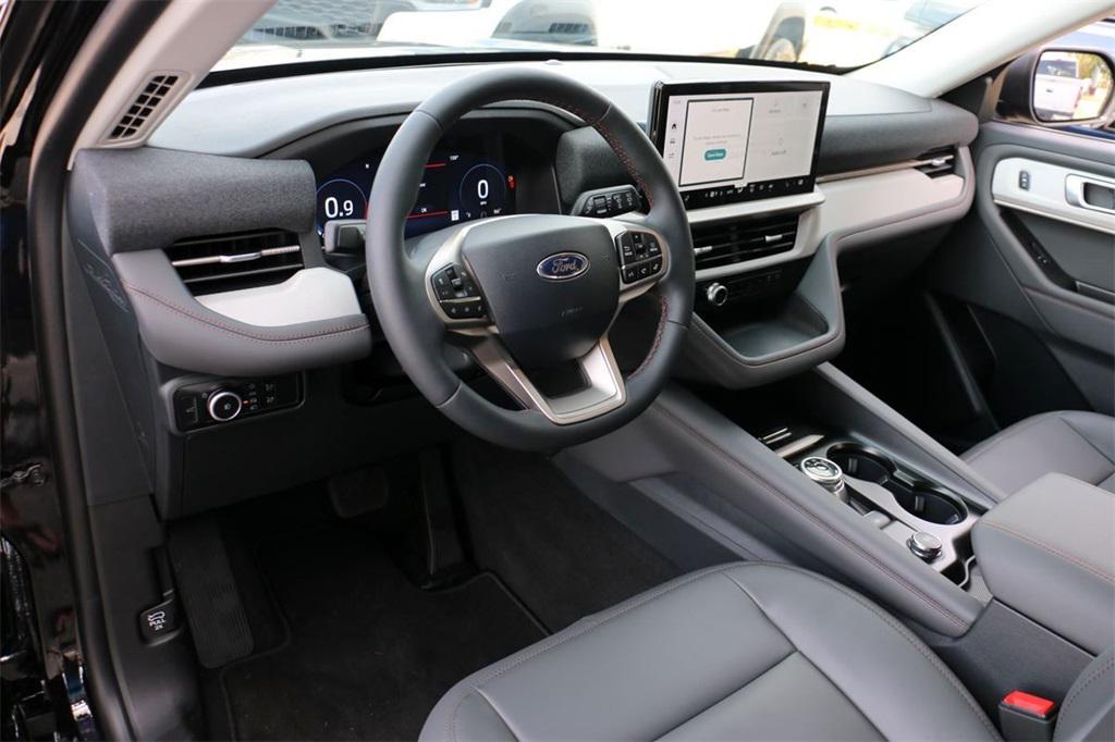 new 2025 Ford Explorer car, priced at $44,180