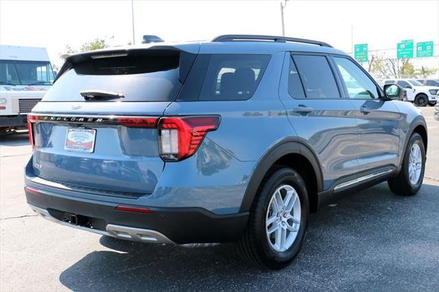 new 2025 Ford Explorer car, priced at $39,205