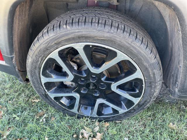 used 2018 Jeep Compass car, priced at $12,629