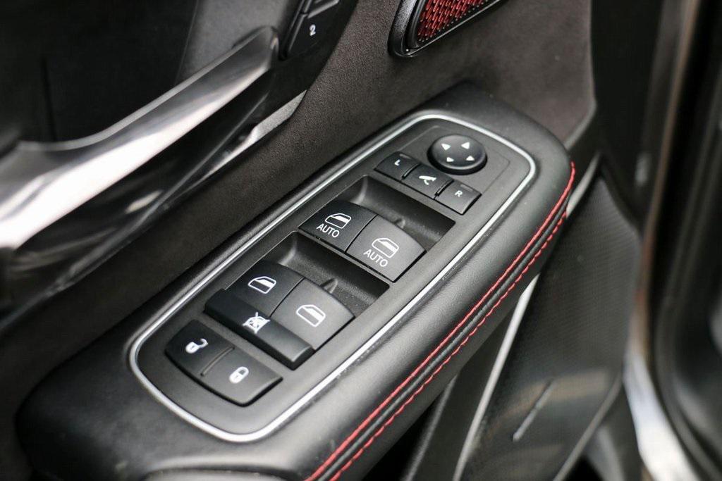 used 2022 Ram 1500 car, priced at $59,995