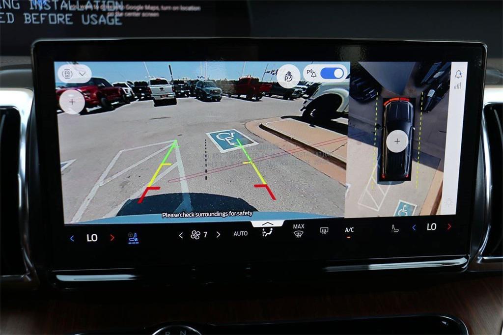 new 2025 Ford Expedition car, priced at $79,800