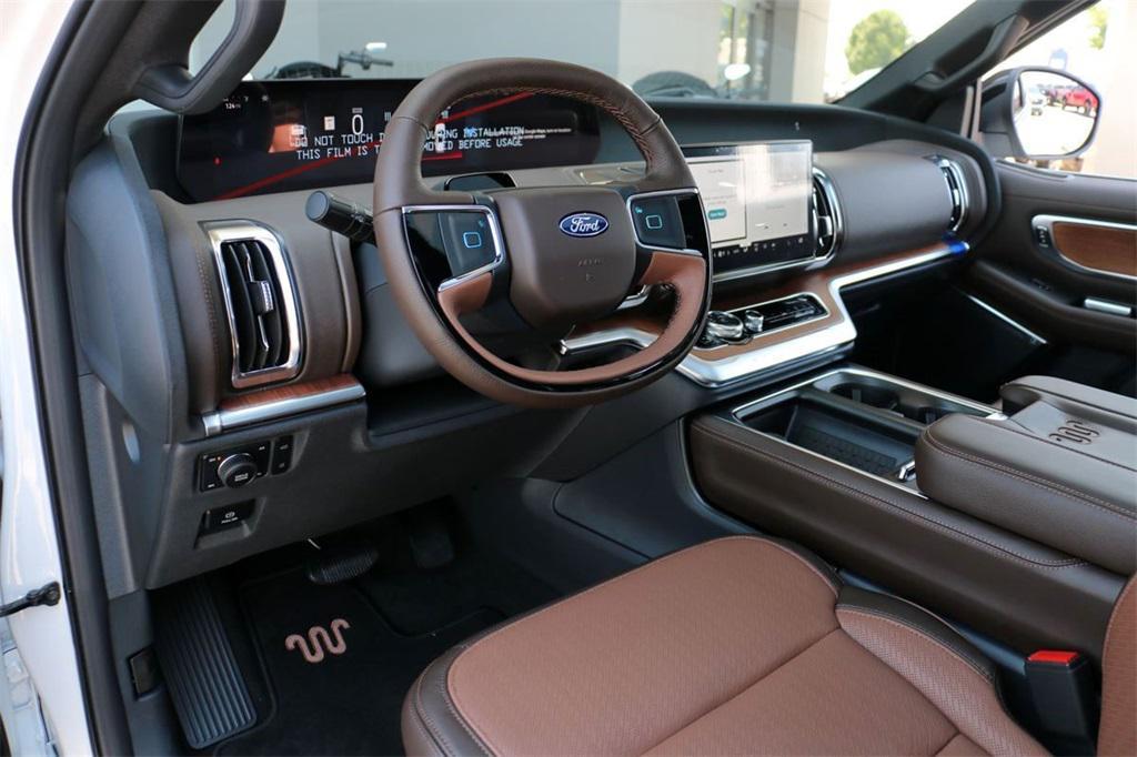 new 2025 Ford Expedition car, priced at $79,800