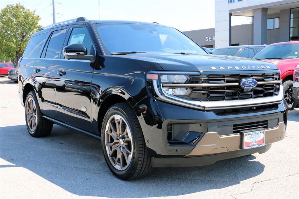 new 2025 Ford Expedition car, priced at $79,800