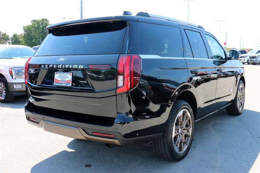 new 2025 Ford Expedition car, priced at $79,800