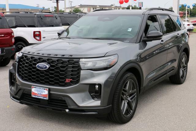new 2025 Ford Explorer car, priced at $54,687