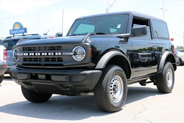 new 2025 Ford Bronco car, priced at $40,635