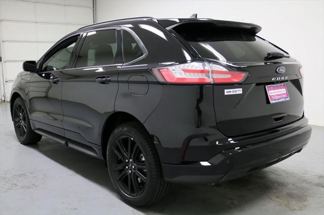 new 2023 Ford Edge car, priced at $33,210