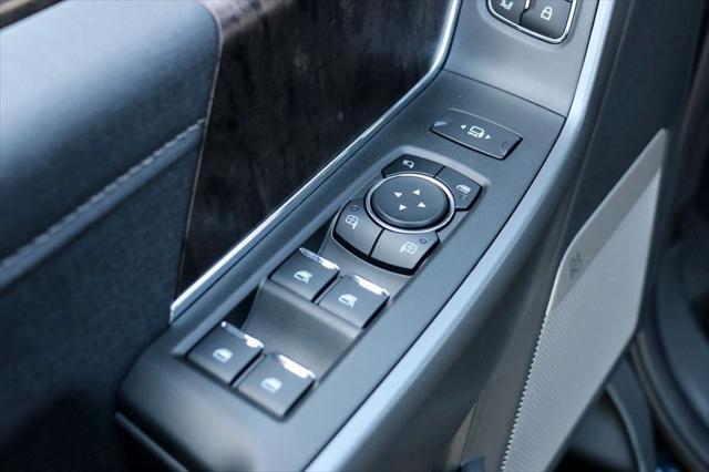 new 2025 Ford F-250 car, priced at $74,992