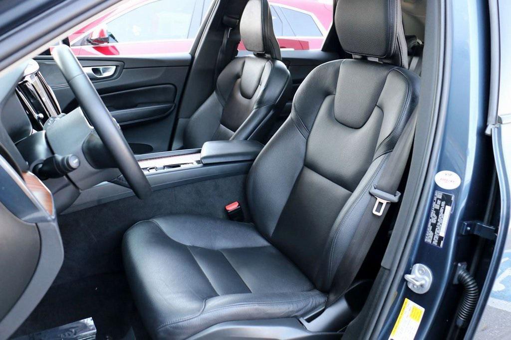 used 2024 Volvo XC60 car, priced at $29,995