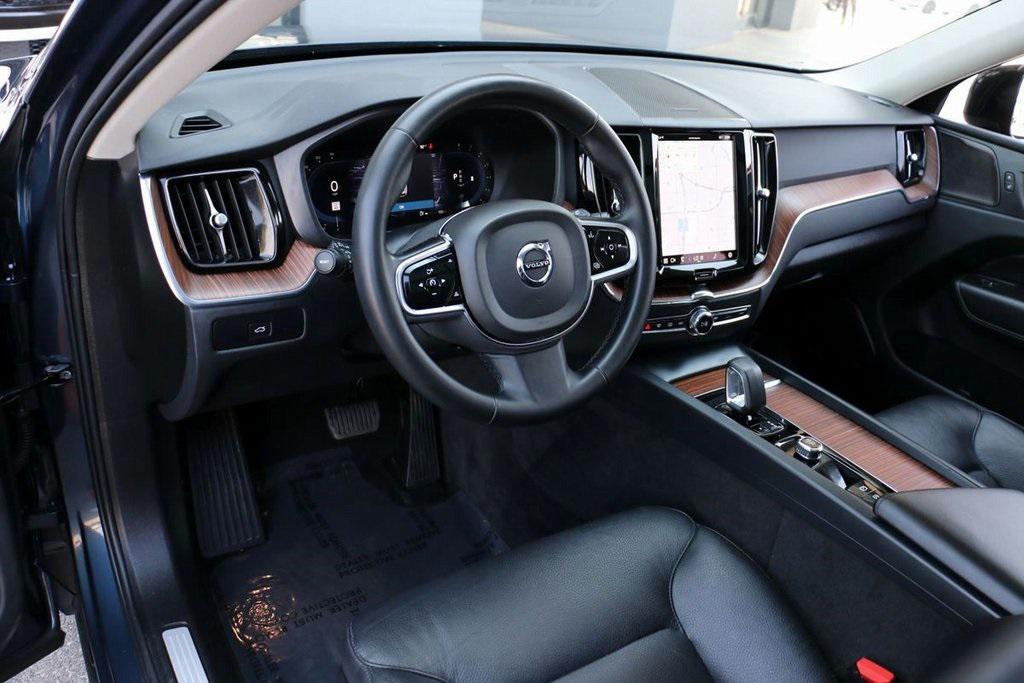 used 2024 Volvo XC60 car, priced at $29,995