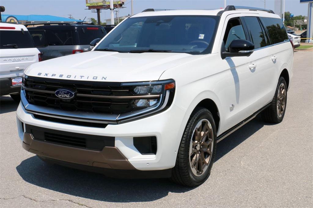 new 2025 Ford Expedition Max car, priced at $85,165