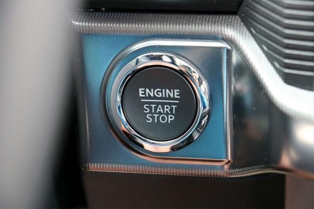 new 2025 Ford F-150 car, priced at $70,909