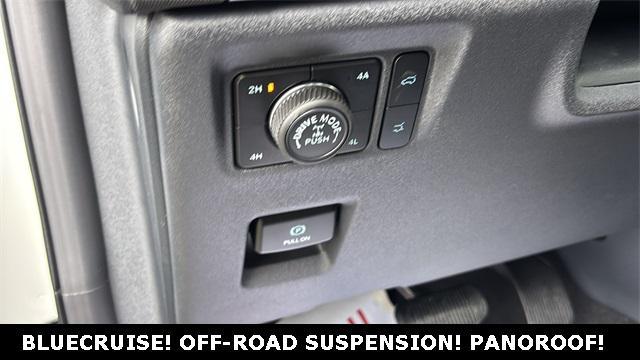 new 2025 Ford Expedition car, priced at $85,875