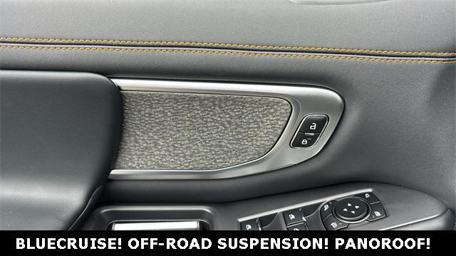 new 2025 Ford Expedition car, priced at $85,875