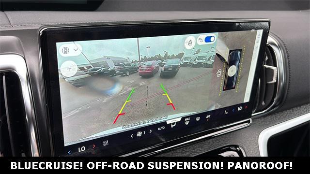 new 2025 Ford Expedition car, priced at $85,875