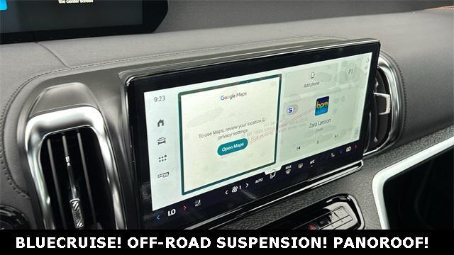 new 2025 Ford Expedition car, priced at $85,875