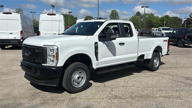 new 2025 Ford F-350 car, priced at $51,513