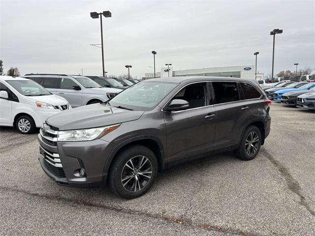 used 2019 Toyota Highlander car, priced at $21,117