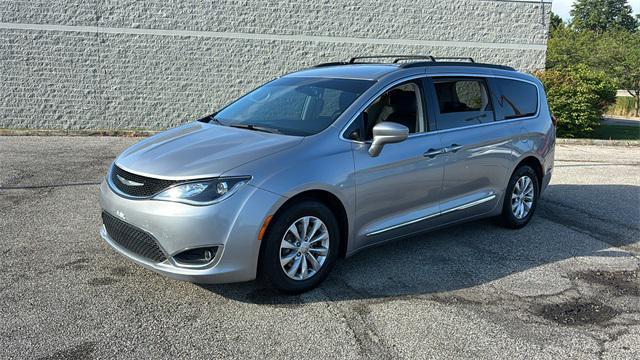 used 2017 Chrysler Pacifica car, priced at $8,771