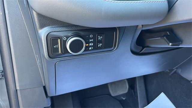 new 2025 Ford Explorer car, priced at $40,645