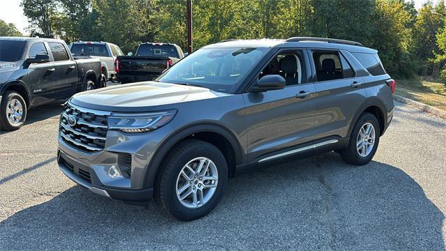 new 2025 Ford Explorer car, priced at $40,645
