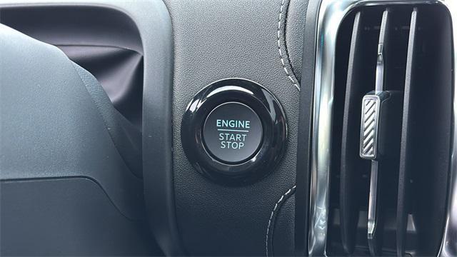 new 2025 Ford Expedition car, priced at $81,773