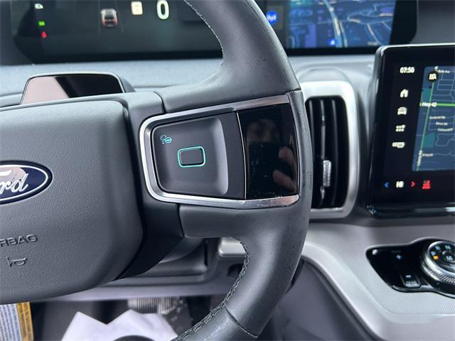 new 2025 Ford Expedition Max car, priced at $76,495