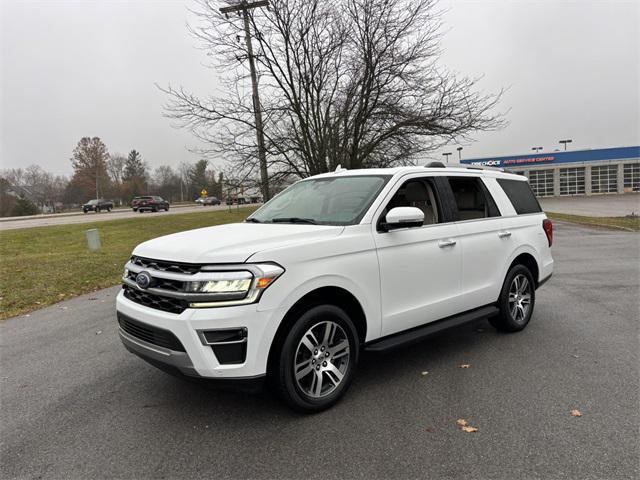 used 2024 Ford Expedition car, priced at $56,347
