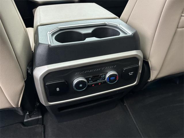 used 2024 Ford Expedition car, priced at $56,347