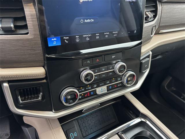 used 2024 Ford Expedition car, priced at $56,347