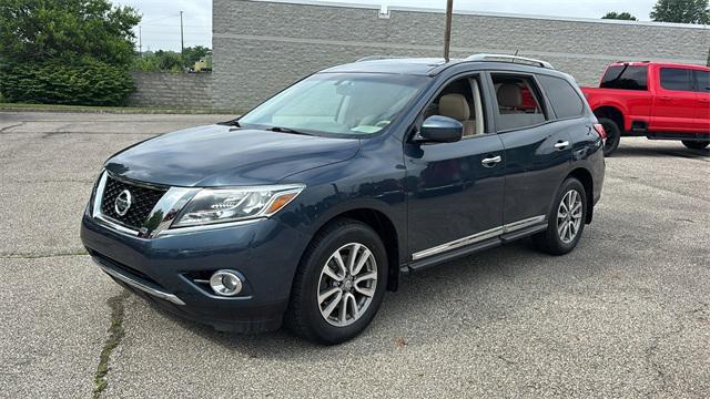 used 2015 Nissan Pathfinder car, priced at $7,877