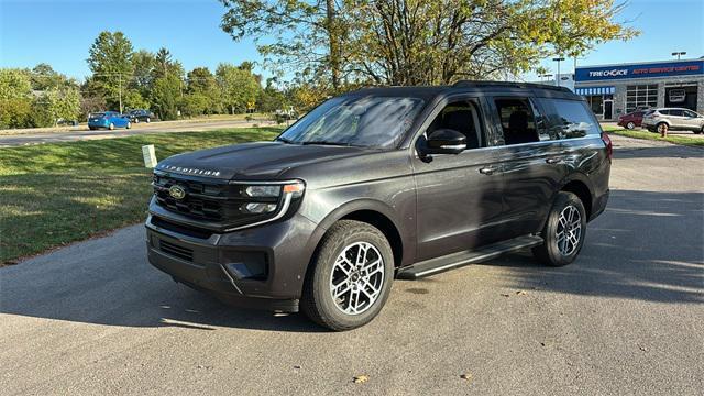 new 2025 Ford Expedition car, priced at $74,350