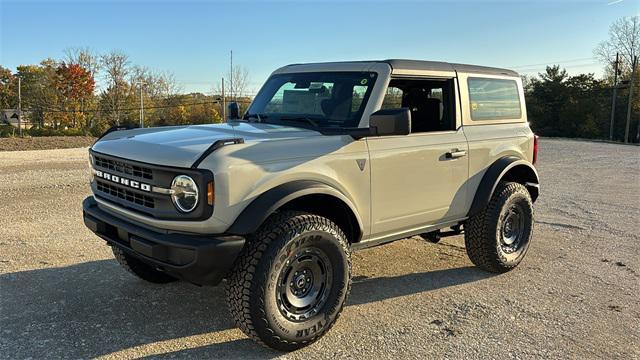 new 2025 Ford Bronco car, priced at $47,594