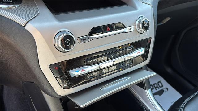 used 2024 Ford Explorer car, priced at $37,437