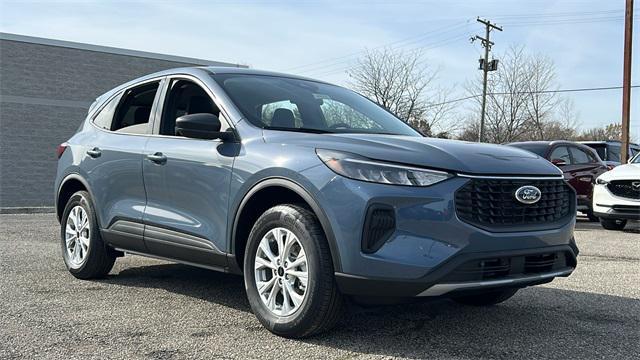 new 2025 Ford Escape car, priced at $30,508