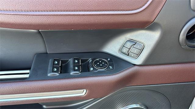 used 2024 Ford Expedition car, priced at $59,355