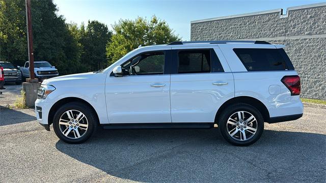 used 2024 Ford Expedition car, priced at $59,355