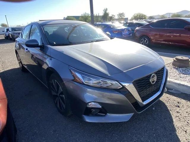 used 2022 Nissan Altima car, priced at $19,999