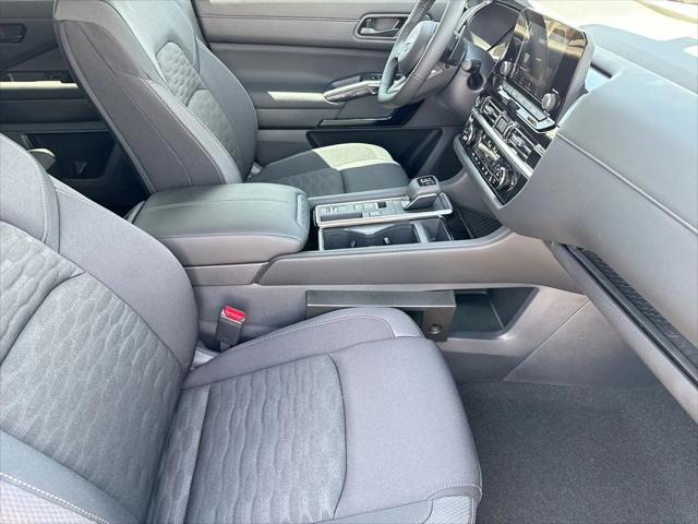 new 2025 Nissan Pathfinder car, priced at $38,054