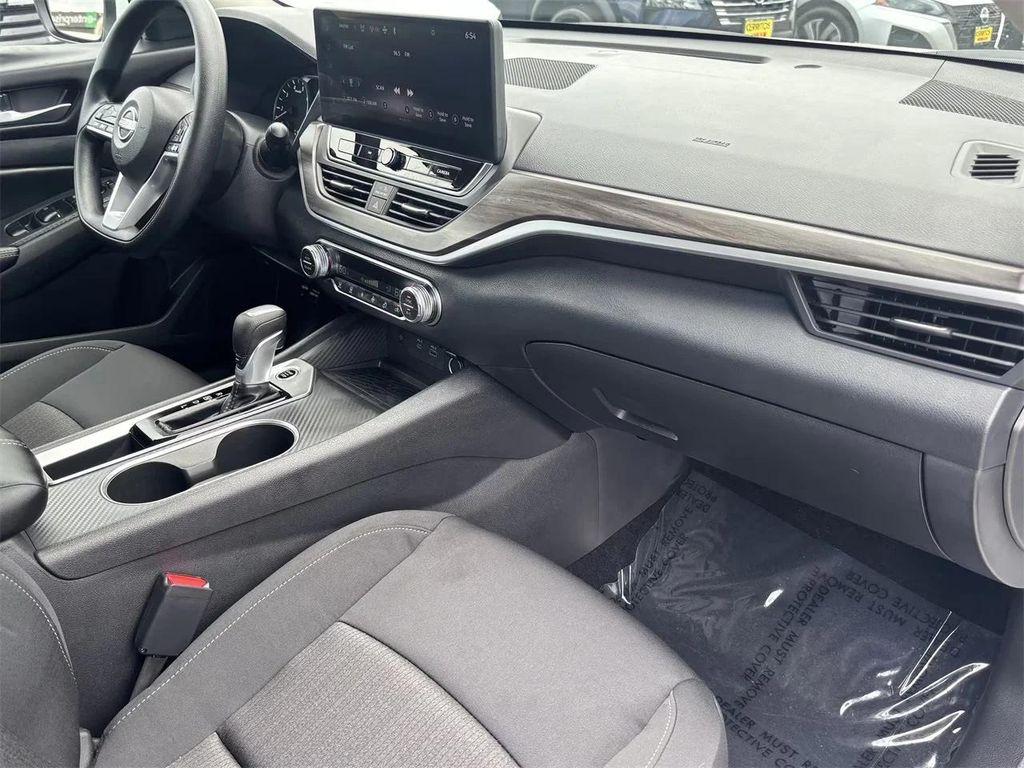 new 2025 Nissan Altima car, priced at $27,786